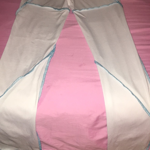 All White Two Piece “Onxy” - Picture 5 of 7